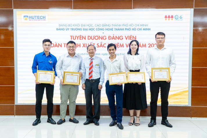 13WIN13 tổ chức Hội nghị tổng kết, đánh giá và khen thưởng các Chi bộ, Đảng viên hoàn thành xuất sắc nhiệm vụ năm 2023 138