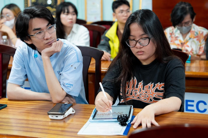 13Win 21 link không chặn Tâm lý học công chiếu sản phẩm và tìm hiểu thực tế nghề cùng chuyên gia 112