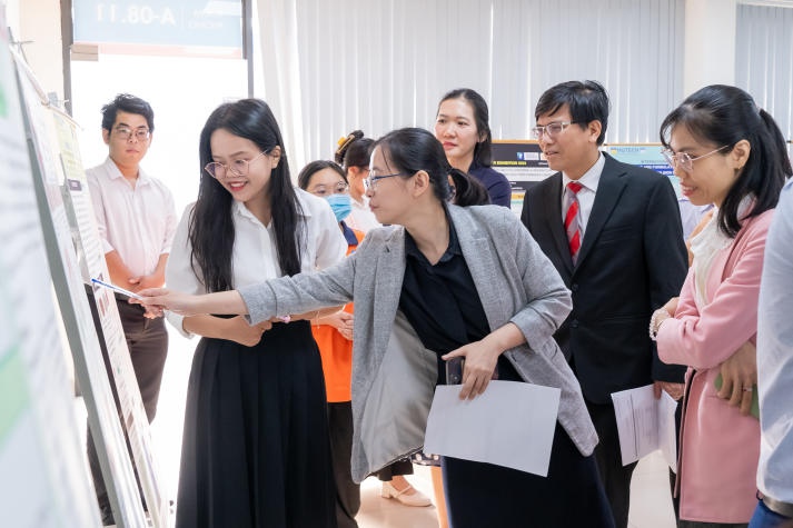 13Win 21 link không chặn 13 Win16 nhà cái World Cup 2026 tìm hiểu về sản xuất bồi đắp 3D đa vật liệu, “show” khả năng sáng tạo tại Ngày hội Poster 13 Win16 nhà cái World Cup 2026 2024 277