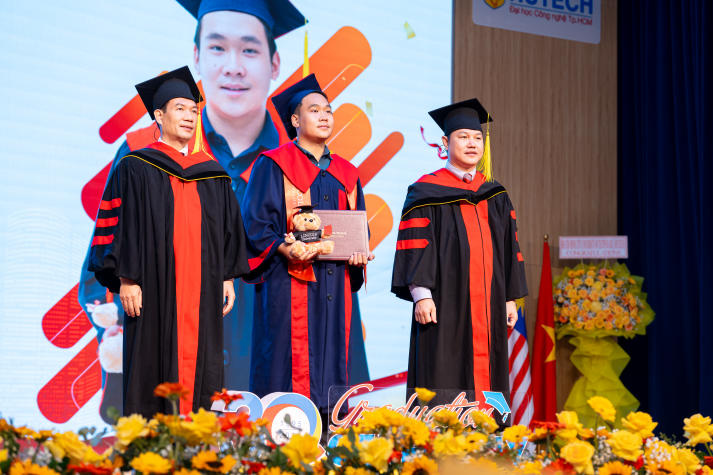 Học kinh doanh chuẩn Hoa Kỳ, Gen Z tự tin bước vào thị trường toàn cầu cùng chương trình Cử nhân Đại học Lincoln 115