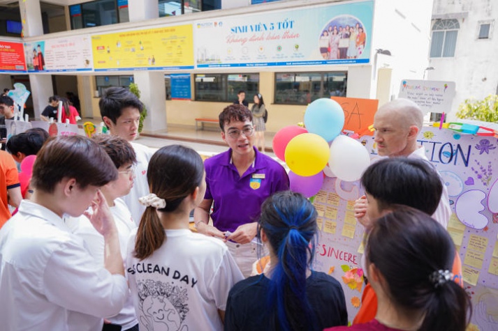 [Video] Ấn tượng với loạt poster, mô hình đột phá của Tải app 13Win 13WIN13 và Trường Singapore Polytechnic tại “Learning Express” 85