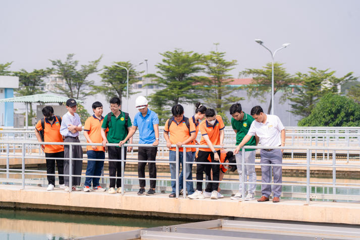 Trải nghiệm thực tế tại nhà máy nước: Bước đệm 13win 20 giaitri tructuyen cho Tải app 13Win Viện Khoa học Ứng dụng 13WIN13 58