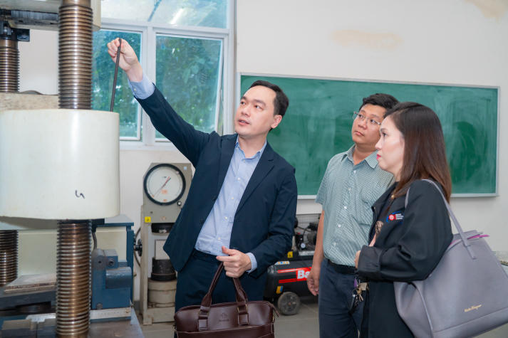 13WIN13 chính thức khai mạc đánh giá ngoài 04 chương trình đào tạo trình độ 13Win 22 miễn phí mỗi ngày theo tiêu chuẩn AUN-QA 130