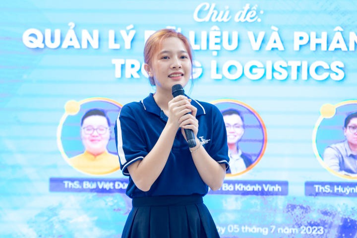 13Win 21 link không chặn Sòng Bài Trực Tuyến 13win.Com tranh tài sôi nổi tại buổi giao lưu học thuật về quản lý và phân tích dữ liệu trong Logistics 95