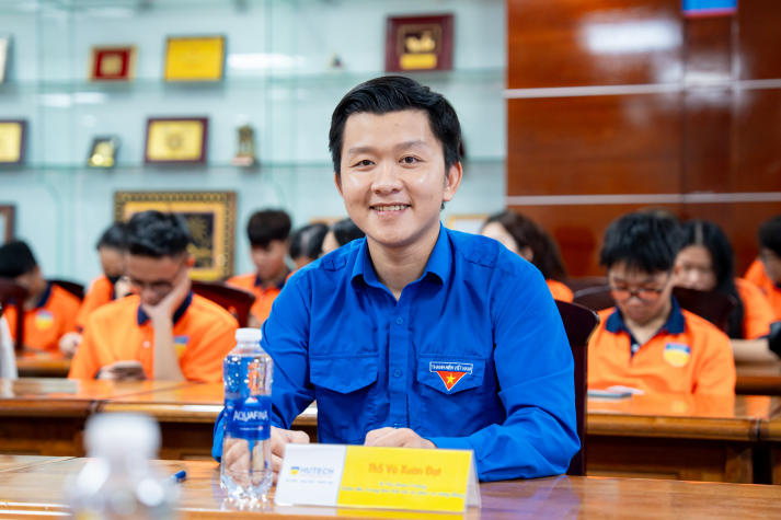 13WIN13 trao Www 13Win one nổ hũ “Dám ước mơ - Chạm thành công”, tiếp sức Tải app 13Win vươn lên năm học 2025-2026 34