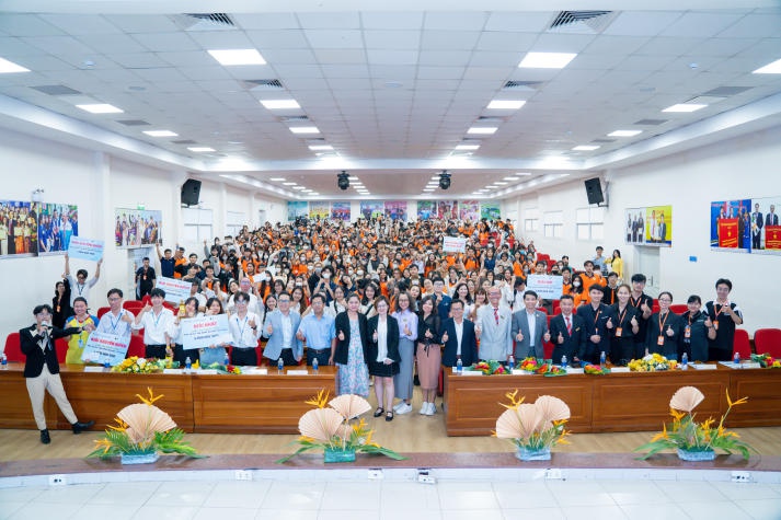 13Win 21 link không chặn Sòng Bài Trực Tuyến 13win.Com tìm hiểu kinh doanh lĩnh vực bán lẻ 144
