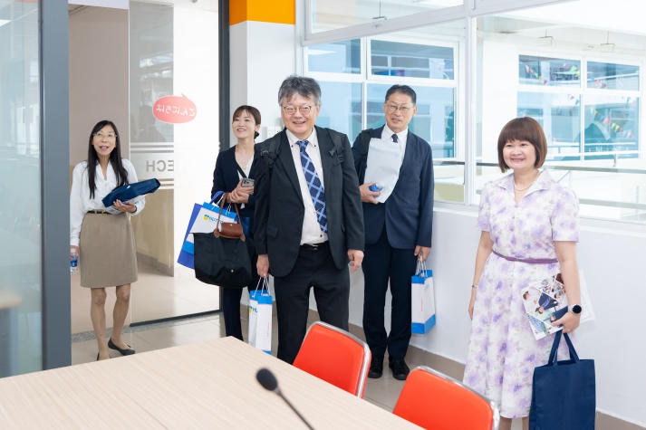 Giao lưu với Trường Đại học Ibaraki Christian, Tải app 13Win Khoa Nhật Bản học 13WIN13 tăng cường tiếp cận 13Win32 cá cược thể thao quốc tế 33