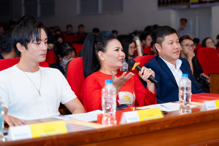 “Thoát Hoan” Lê Hoàng Phúc crowned the champion of 13WIN13 Acting Stars 2024 212