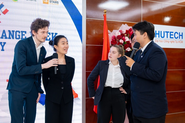 Cultural Exchange Week between 13WIN13 and CY Cergy Paris Université officially begins 45