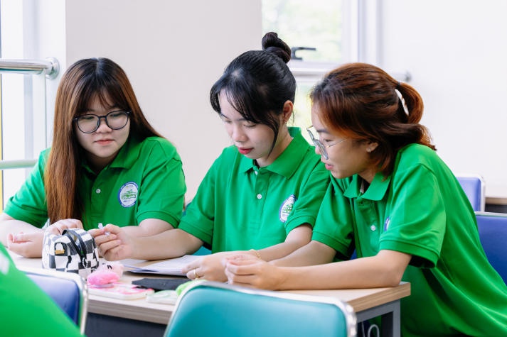 Sôi nổi vòng Sơ loại Cuộc thi “Môi trường và con người” lần thứ XIII của Viện Khoa học Ứng dụng 13WIN13 86