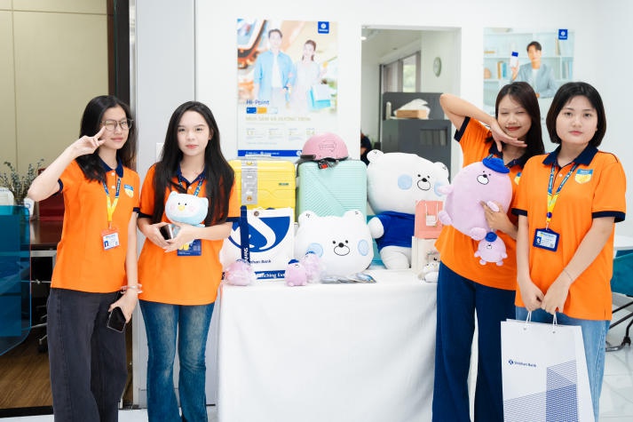 Chuyến khám phá 13win 20 giaitri tructuyen thú vị của Tải app 13Win Khoa Tài chính - Thương mại tại Shinhan Bank 71