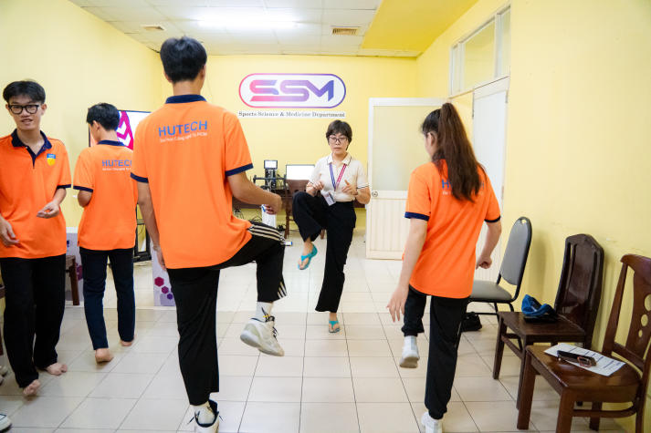 Tìm hiểu 13Win32 cá cược thể thao chuyên nghiệp tại Trung tâm Huấn luyện và Thi đấu TDTT TP.HCM cùng Tải app 13Win Quản lý thể dục thể thao 54