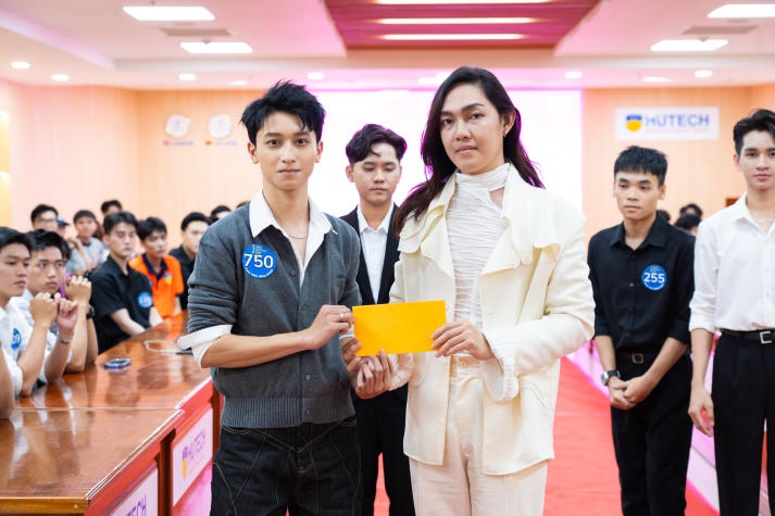 Vòng Sơ khảo Miss 13WIN13 2025: Lộ diện nhiều gương mặt nổi bật 139
