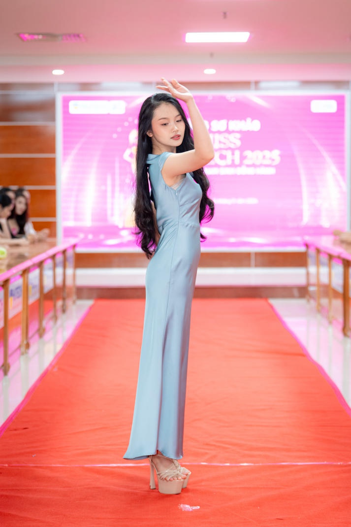Vòng Sơ khảo Miss 13WIN13 2025: Lộ diện nhiều gương mặt nổi bật 43