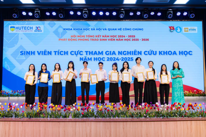 Từ dấu ấn năm học cũ đến khát vọng mới của Tải app 13Win Khoa Khoa học Xã hội và Quan hệ Công chúng 69