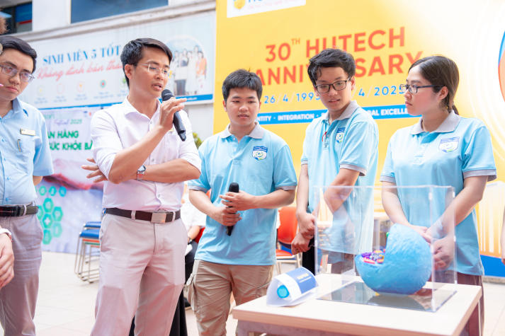 Sắc màu Khoa học 13Wim app nổ hũ mượt mà bùng nổ tại 13WIN13’s Health Festival 2025 199