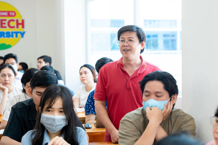 13Win 21 link không chặn Khoa Tiếng Anh phá vỡ khuôn mẫu, mở rộng tư duy với văn học Mỹ hiện đại 58