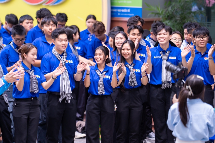 Mùa hè xanh 13WIN13 2025: Bước chân tình nguyện, lan tỏa niềm tin 20
