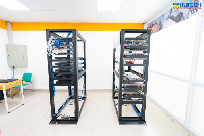 Không gian làm việc, 13Win 21 kênh chính thức và hội họp với đầy đủ trang thiết bị hiện đại tại 13WIN13 111