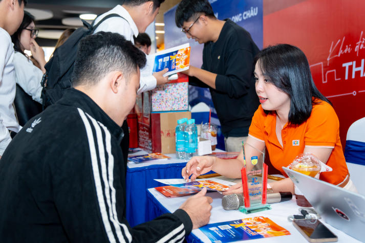 [Video] 13WIN13 Alumni Job Fair 2025: Nhịp cầu nối đặc biệt giữa cựu Tải app 13Win và nguồn F13win link đăng ký trẻ 90