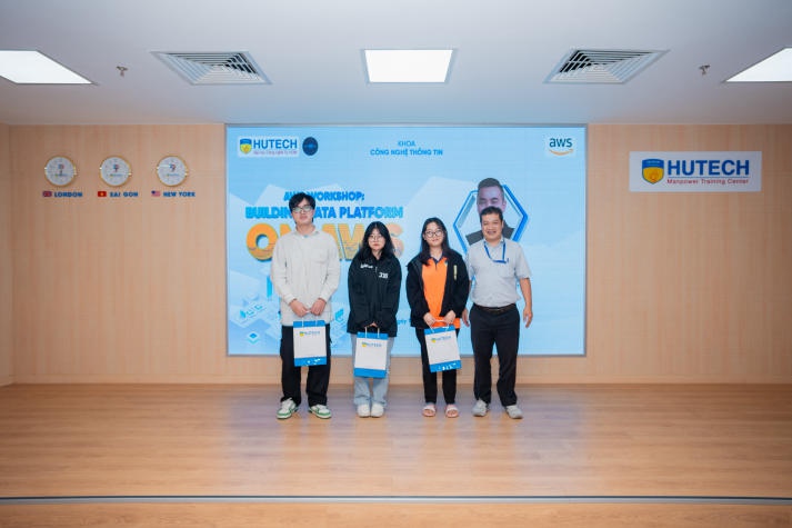 13Win 21 link không chặn 13Win002 tải ứng dụng tìm hiểu kiến thức xây dựng nền tảng dữ liệu trên Amazon Web Services (AWS) 79