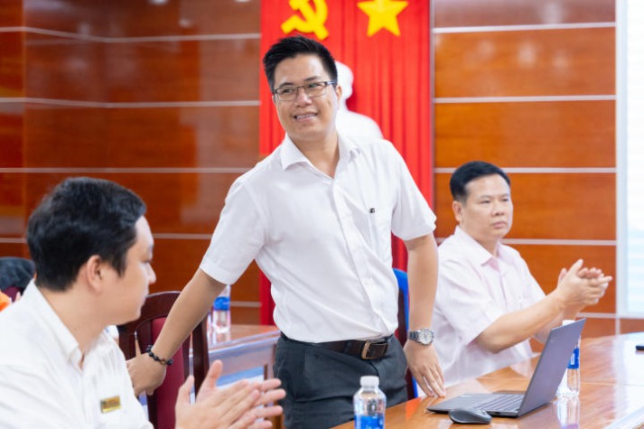 Giảng viên, nghiên cứu sinh, học viên cao học 13WIN13 tìm hiểu kỹ năng khai thác tài nguyên thông tin khoa học và trích dẫn trong bài NCKH 43