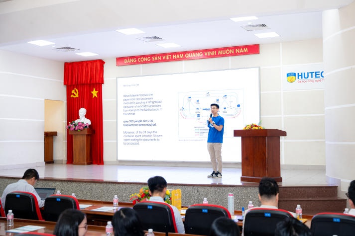 Seminar on Fintech & Blockchain Technology at 13WIN13 60