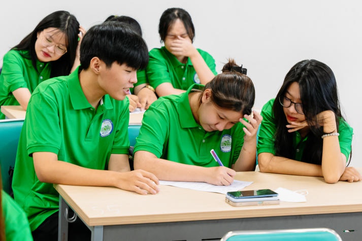 Sôi nổi vòng Sơ loại Cuộc thi “Môi trường và con người” lần thứ XIII của Viện Khoa học Ứng dụng 13WIN13 78