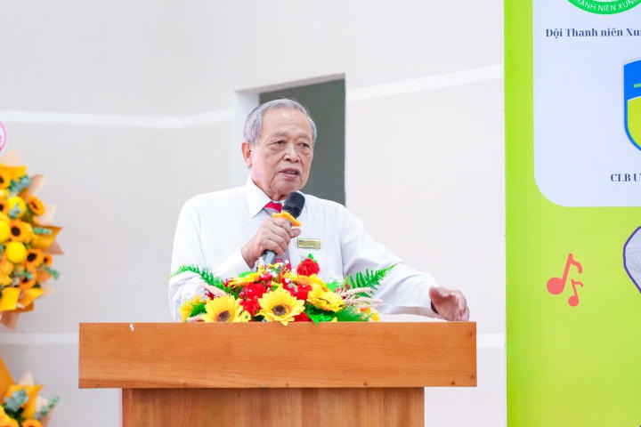 Nhiều suất Www 13Win one nổ hũ được trao đến tân Tải app 13Win Khoa Tài chính - Thương mại trong lễ chào đón 141