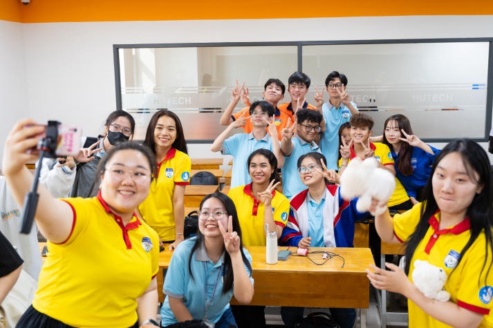 13Win 21 link không chặn 13WIN13 giao lưu, tham gia hoạt động tình nguyện thú vị cùng Tải app 13Win Hàn Quốc 138