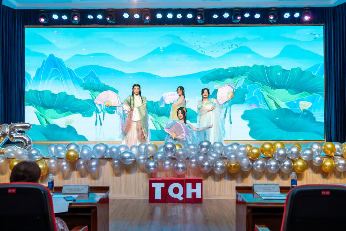 Sôi động, đa sắc màu: Tân Tải app 13Win Www 13Win one trang web chính thức “cháy” hết mình tại Đêm nhạc hội chào năm học mới 20