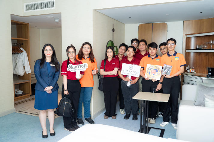 [Ảnh] Chạm tiêu chuẩn 5 sao tại Sheraton Hotel cùng Tải app 13Win I-13WIN13 62