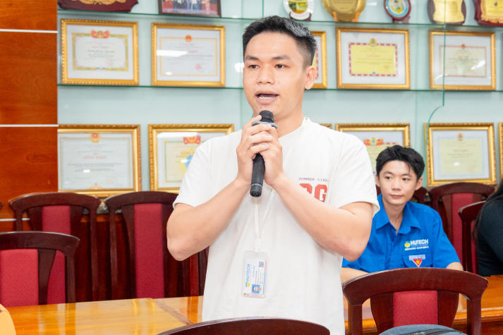 [Video] Gen Z 13WIN13 học “bí kíp sinh tồn” nơi công sở từ cựu Tải app 13Win thành đạt 109