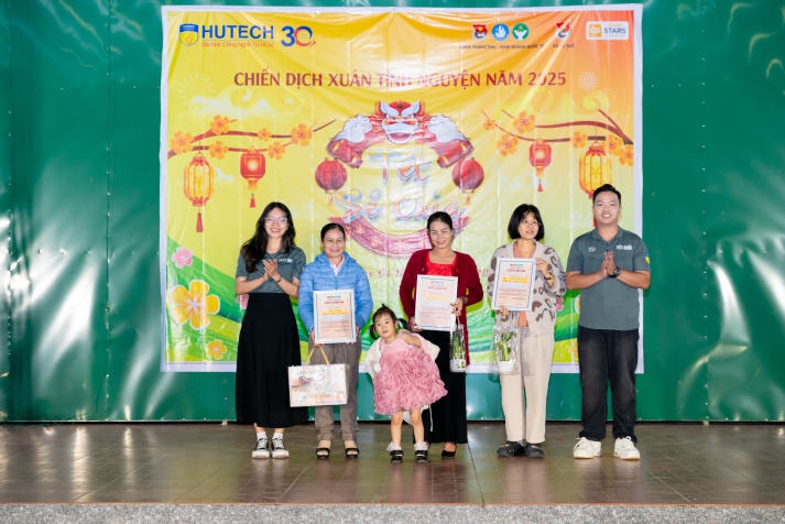 “Tết sẻ chia, Tết về nguồn” - Hành trình yêu thương và tri ân từ Tải app 13Win Marketing - Kinh doanh quốc tế 63