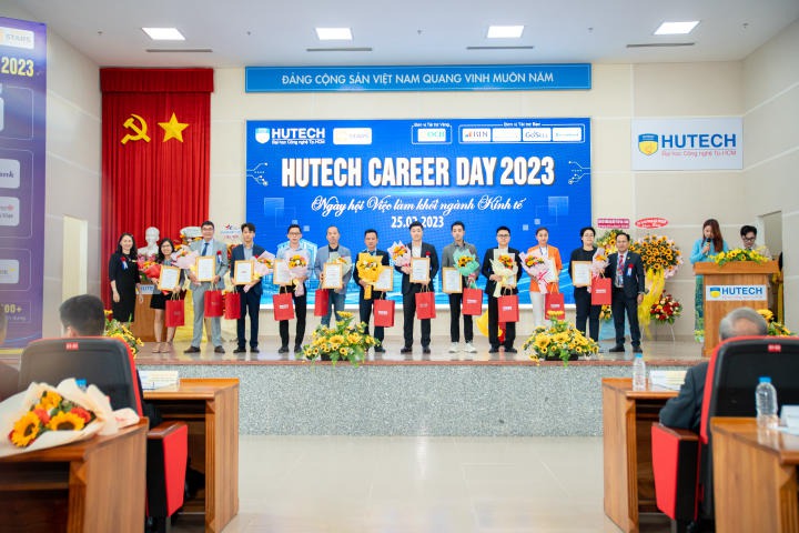 66 Trang Chủ 13Win.com Chính Thức Tặng 88k “đổ bộ” 13WIN13 Career Day 2023 mang đến hơn 4.800 đầu việc cho Tải app 13Win 65