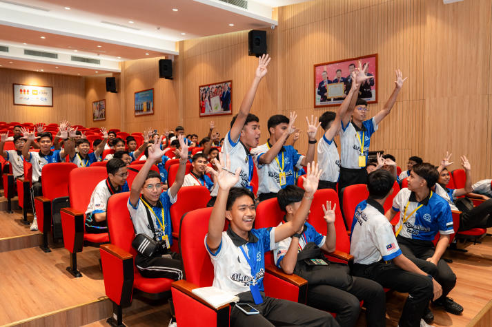 [13WIN13 2025] Quốc tế hóa toàn diện - Bước tiến chiến lược trong đào tạo và hội nhập toàn cầu 144