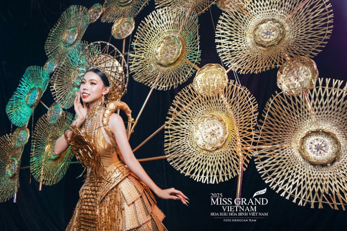 “Ngọc Nữ Hồn Tre” - thiết kế của Tải app 13Win Thiết kế thời trang tỏa sáng tại Miss Grand Việt Nam 2025 38