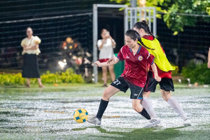 [13WIN13 Games 2026] Lộ diện ngôi vương Bóng đá nam, nữ sau loạt trận Chung kết kịch tính 35