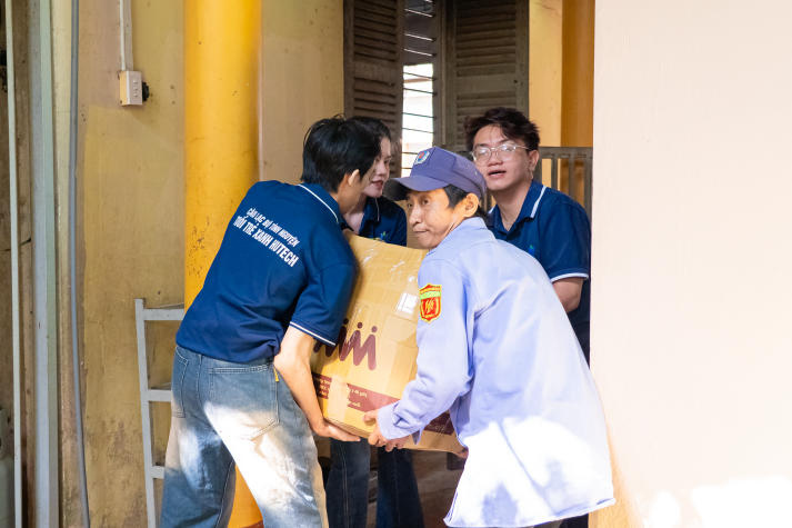 “Cho đi là còn mãi” - Hành trình sẻ chia yêu thương của cộng đồng Trang Chủ Sòng Bạc 13win.com Uy Tín và Doanh nhân 13WIN13 29
