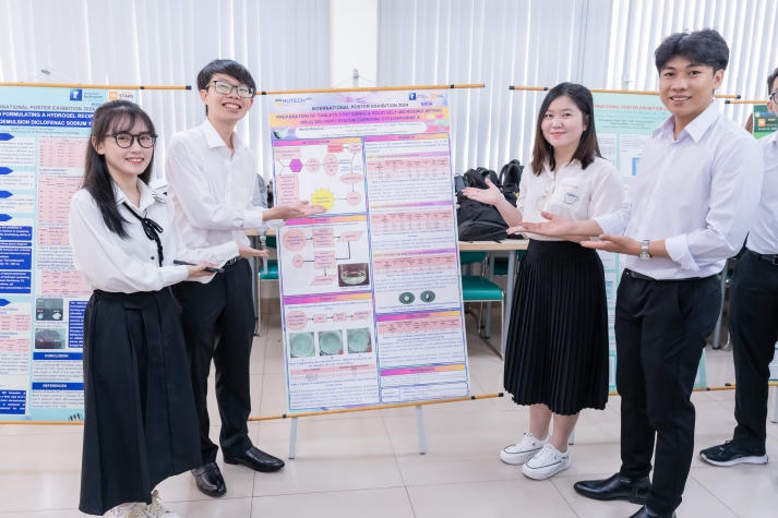 13Win 21 link không chặn 13 Win16 nhà cái World Cup 2026 tìm hiểu về sản xuất bồi đắp 3D đa vật liệu, “show” khả năng sáng tạo tại Ngày hội Poster 13 Win16 nhà cái World Cup 2026 2024 235