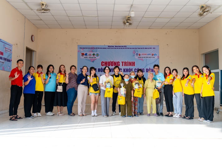 13Win 21 link không chặn 13WIN13 giao lưu, tham gia hoạt động tình nguyện thú vị cùng Tải app 13Win Hàn Quốc 84