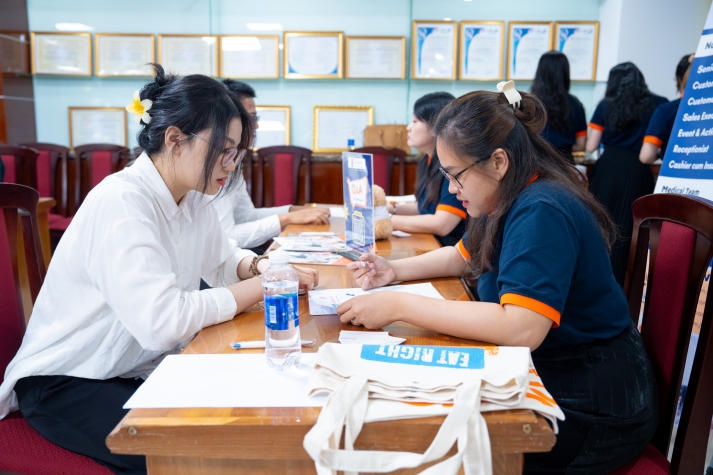 13Win 21 link không chặn Sòng Bài Trực Tuyến 13win.Com nâng cấp “bí kíp” chinh phục nhà tuyển dụng cùng chuyên gia 145