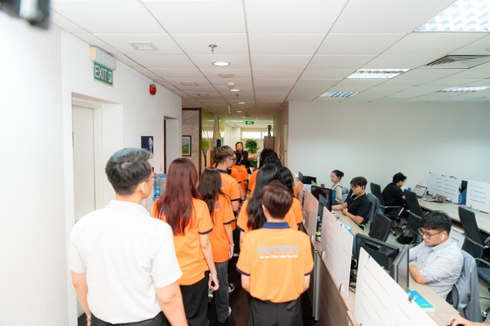 13Win 21 link không chặn Tài chính - Sòng Bài Trực Tuyến 13Win.com trải nghiệm tại Công ty Chứng khoán FPT, mở lối tương lai 13win 20 giaitri tructuyen 32