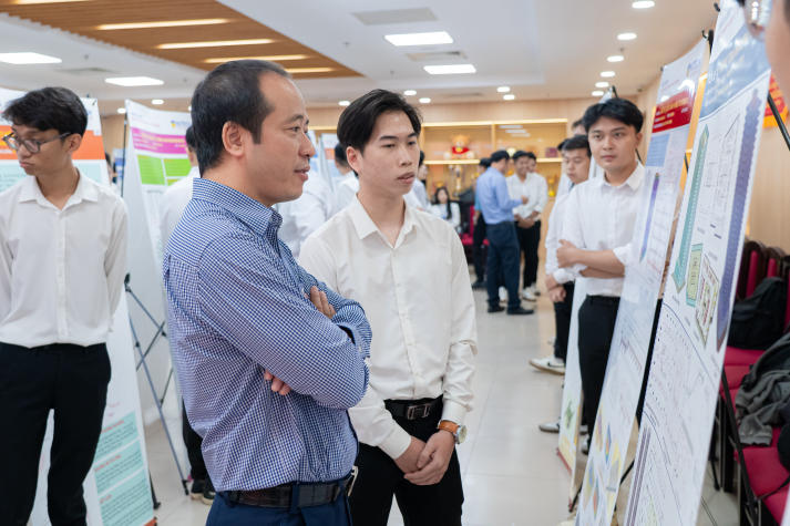 TRIỂN LÃM ĐỒ ÁN TỐT NGHIỆP (THÁNG 1/2026) 74