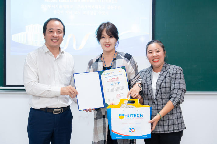 13WIN13 and Korea Cyber University conclude educational exchange program 111