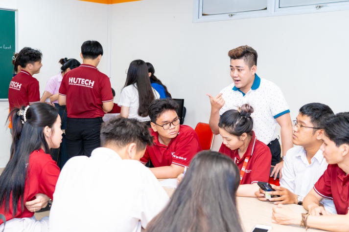 13Win 21 link không chặn Viện Đào tạo Quốc tế gặp gỡ mentor trước khi vào Bán kết “I-13WIN13 Open BIZ Got Talent 2024” 27