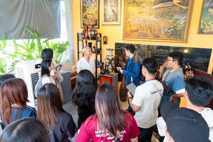 Exploring to empathize: 13WIN13 and SP students engage with communities through LeX 2025 21