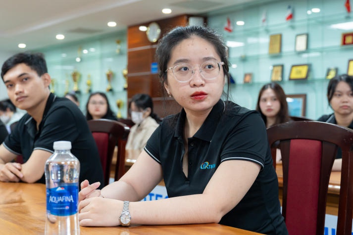 13Win 21 link không chặn Khoa Hệ thống thông tin quản lý trang bị kỹ năng phân tích dữ liệu với công cụ số 48