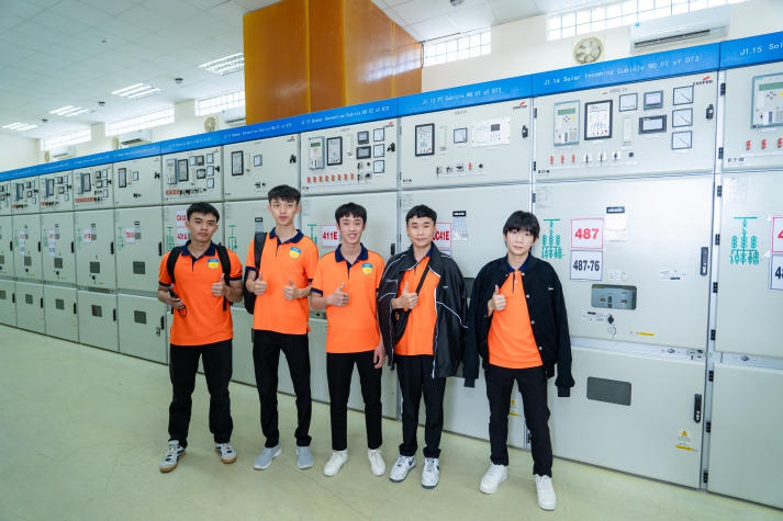 13Win 21 link không chặn ngành Robot và trí tuệ nhân tạo 13WIN13 khám phá "cánh đồng" pin năng lượng lớn thứ hai tại Việt Nam 136