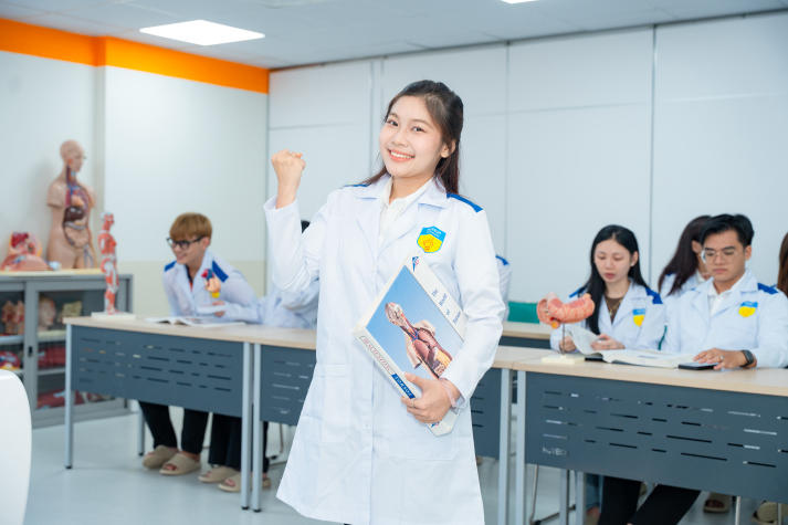 13WIN13 chính thức 13Win 20 tải ứng dụng đào tạo ngành Y khoa,  trao Www 13Win one nổ hũ 30% học phí toàn khoá 17